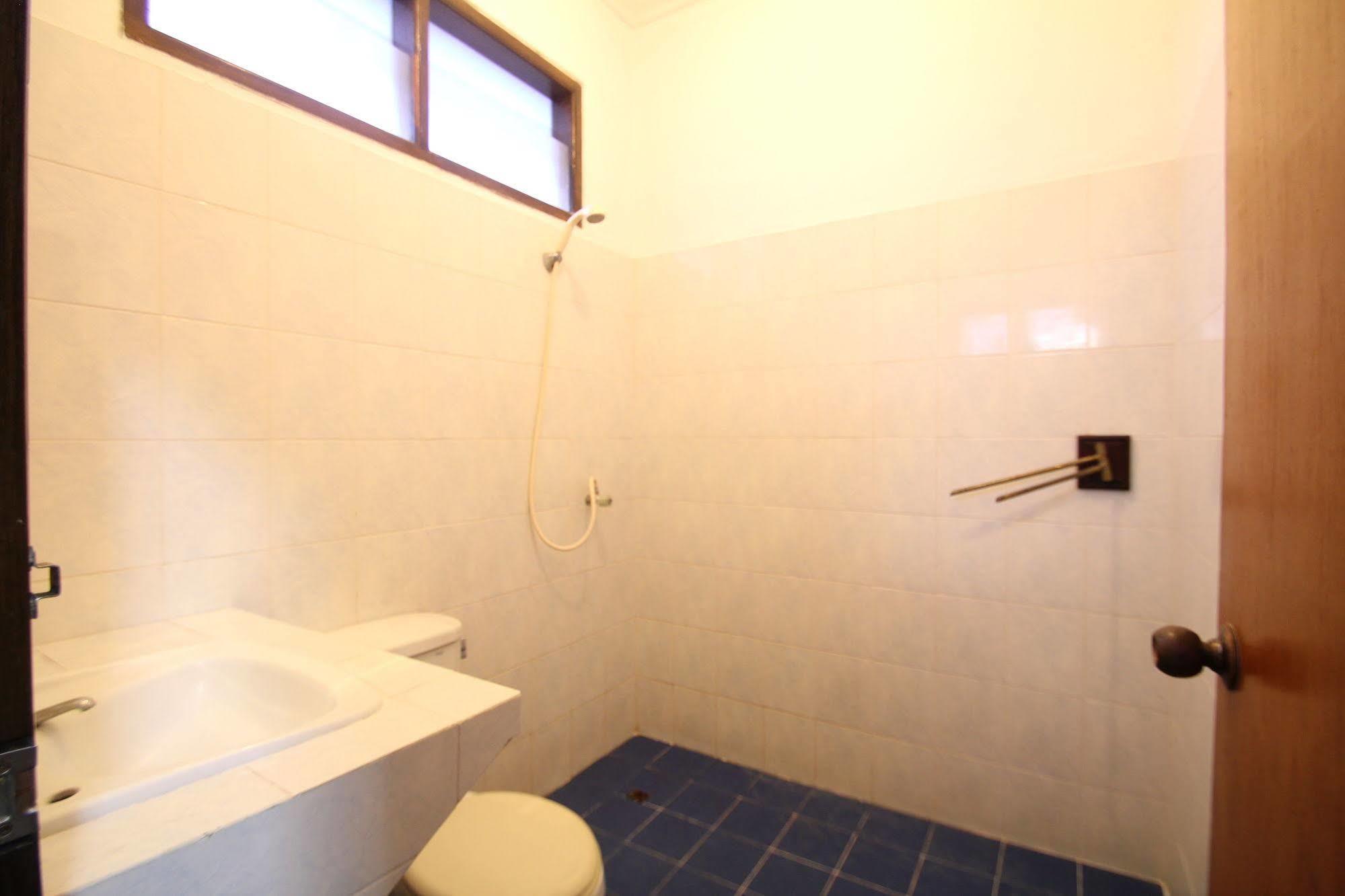 Simpang Inn Hotel Legian Εξωτερικό φωτογραφία