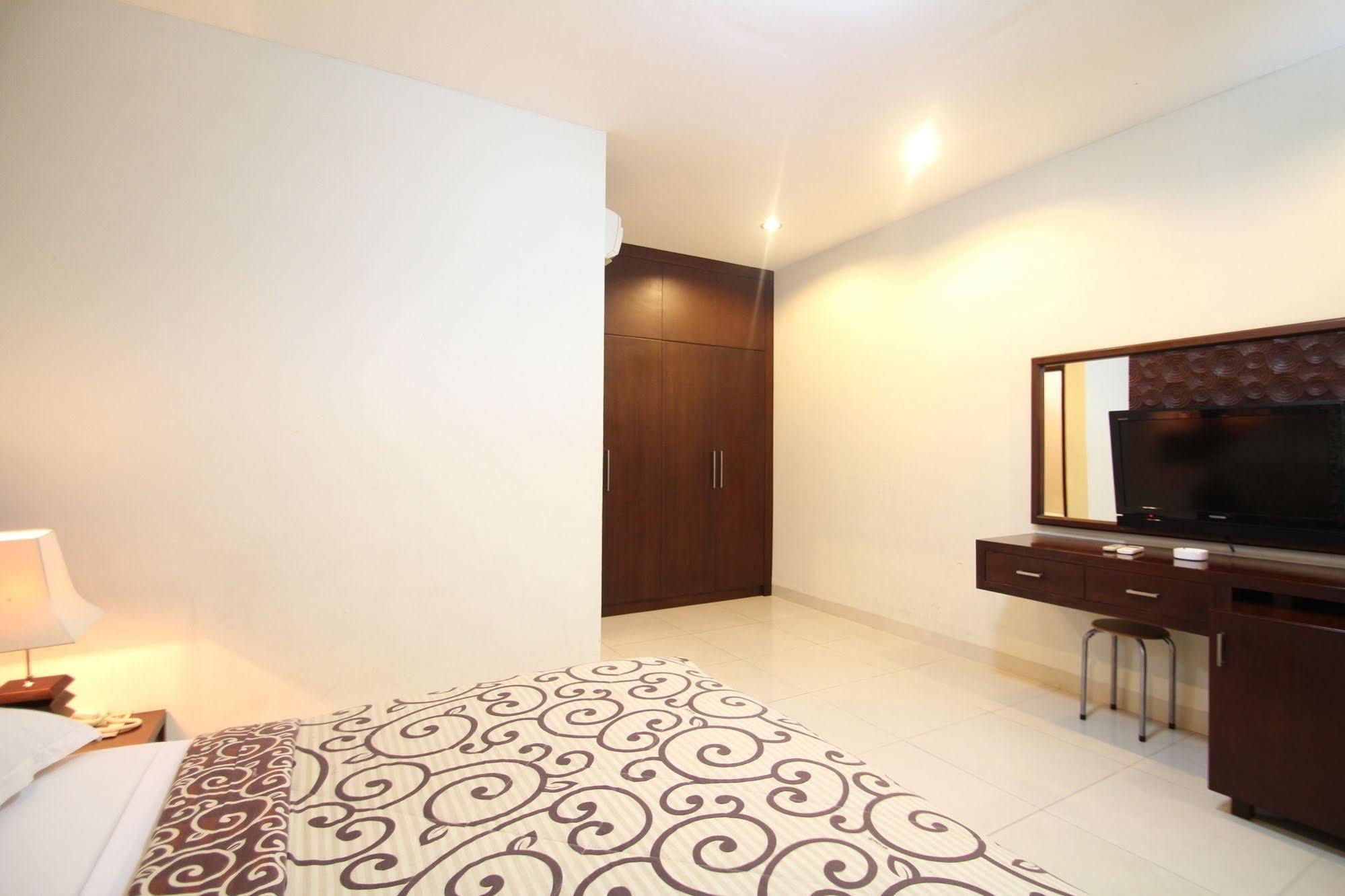Simpang Inn Hotel Legian Εξωτερικό φωτογραφία